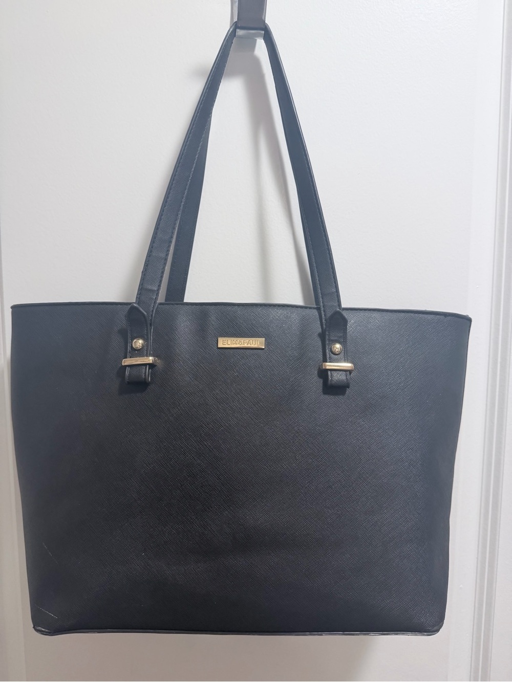 🌟 Black Everyday Tote Bag